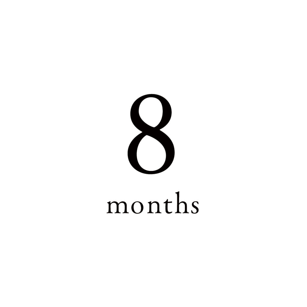 「8months」の月齢カード